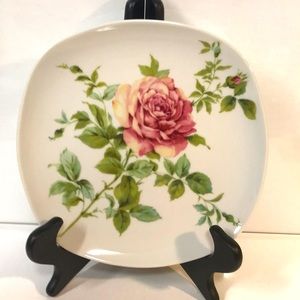 Set of Four I. Godinger & Co. Flower Dessert Plates